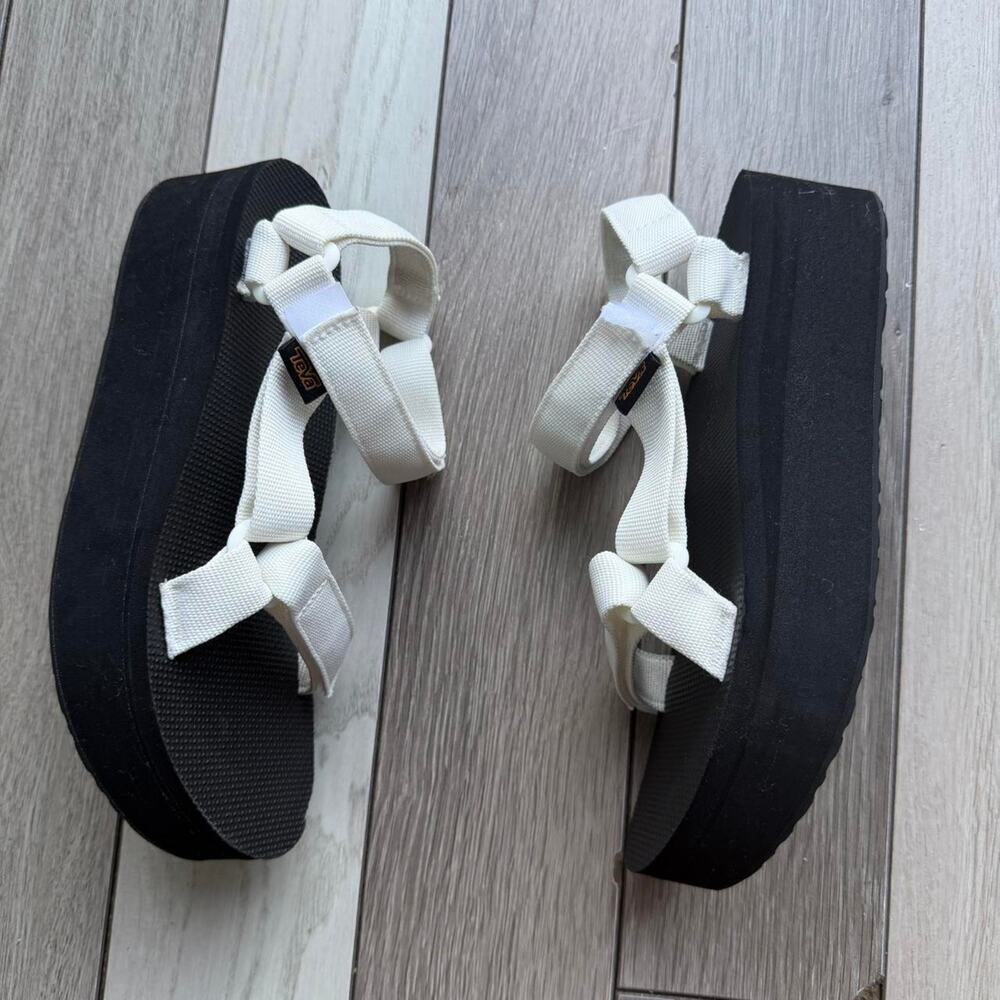 Teva platform universal sandals black - image 2